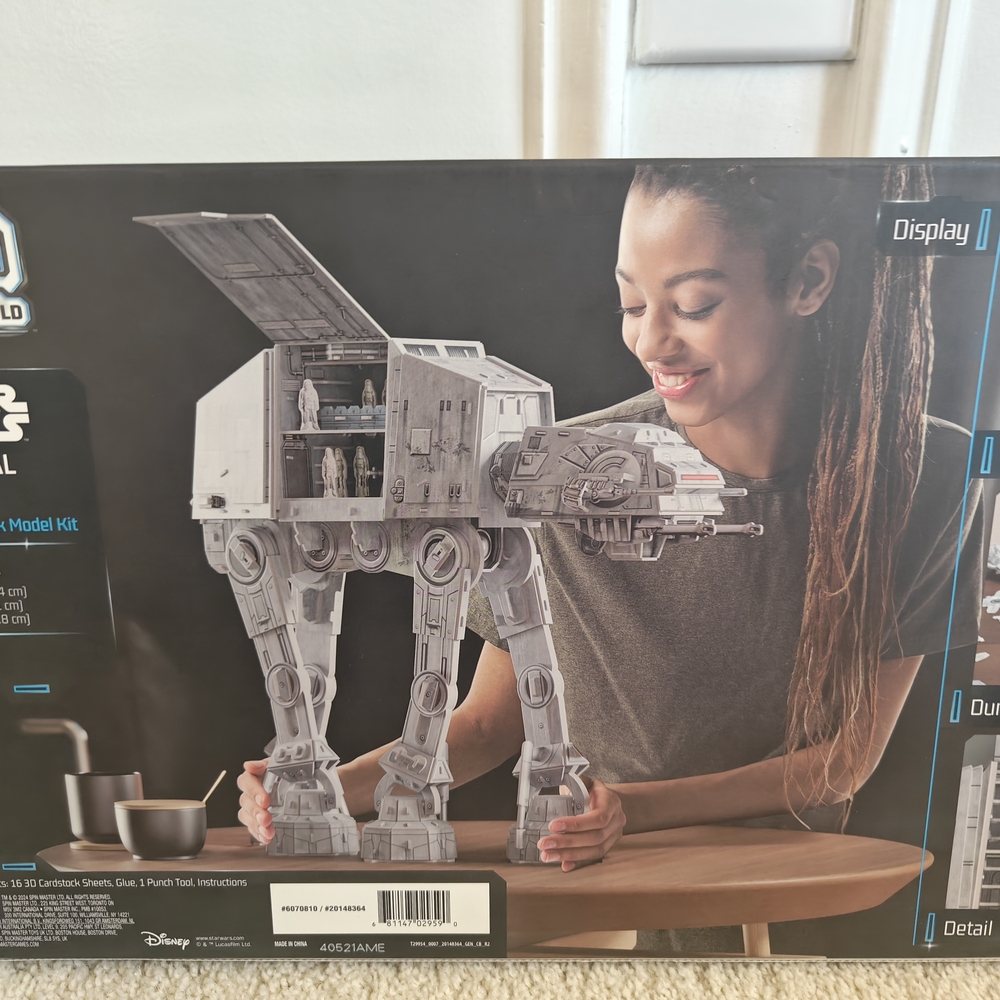 Star Wars AT-AT Model Kit - Picture 5 of 7